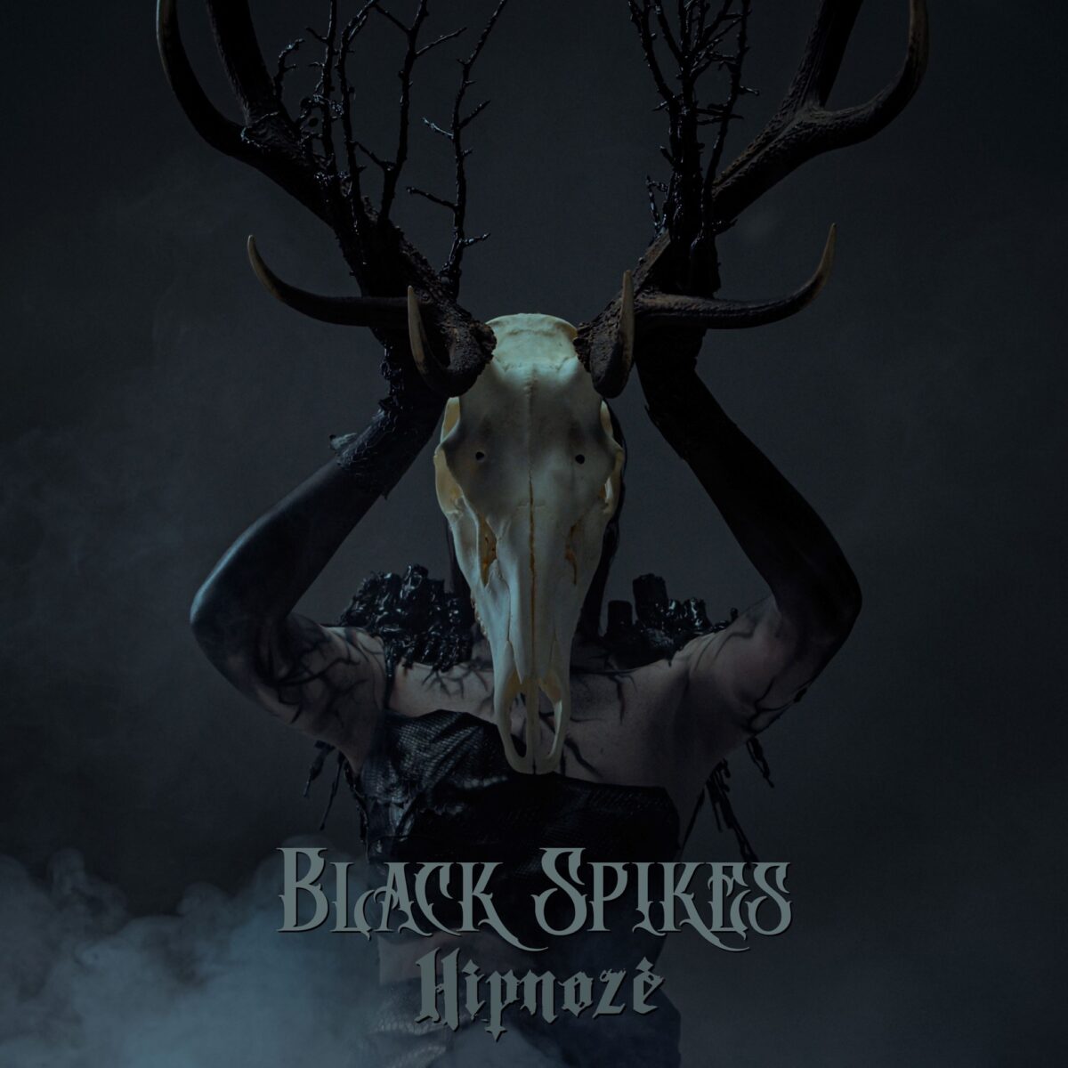 black spikes hipnoze 2024