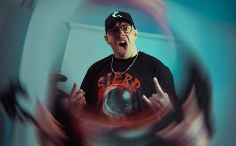SŁOŃ WSRH brain dead familia official photo 1