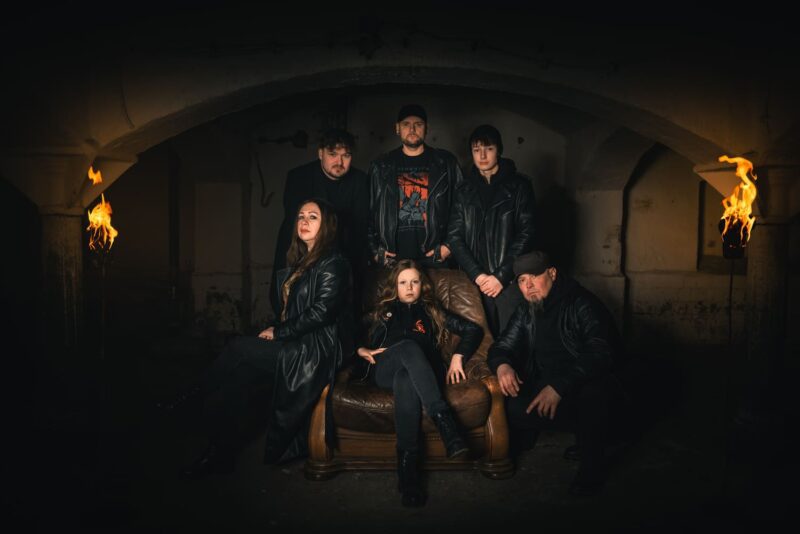 woliera band official photo